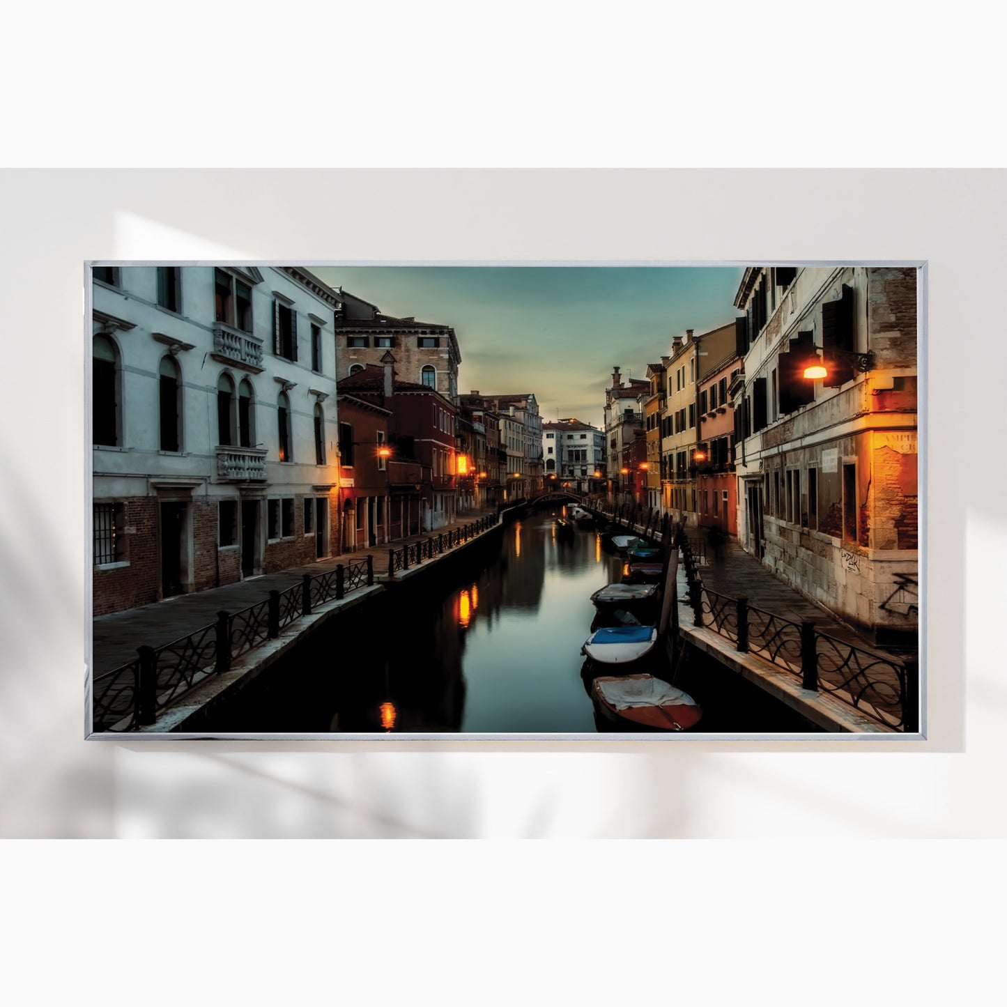 Venice Canal at Dusk – Tranquil Evening Glow